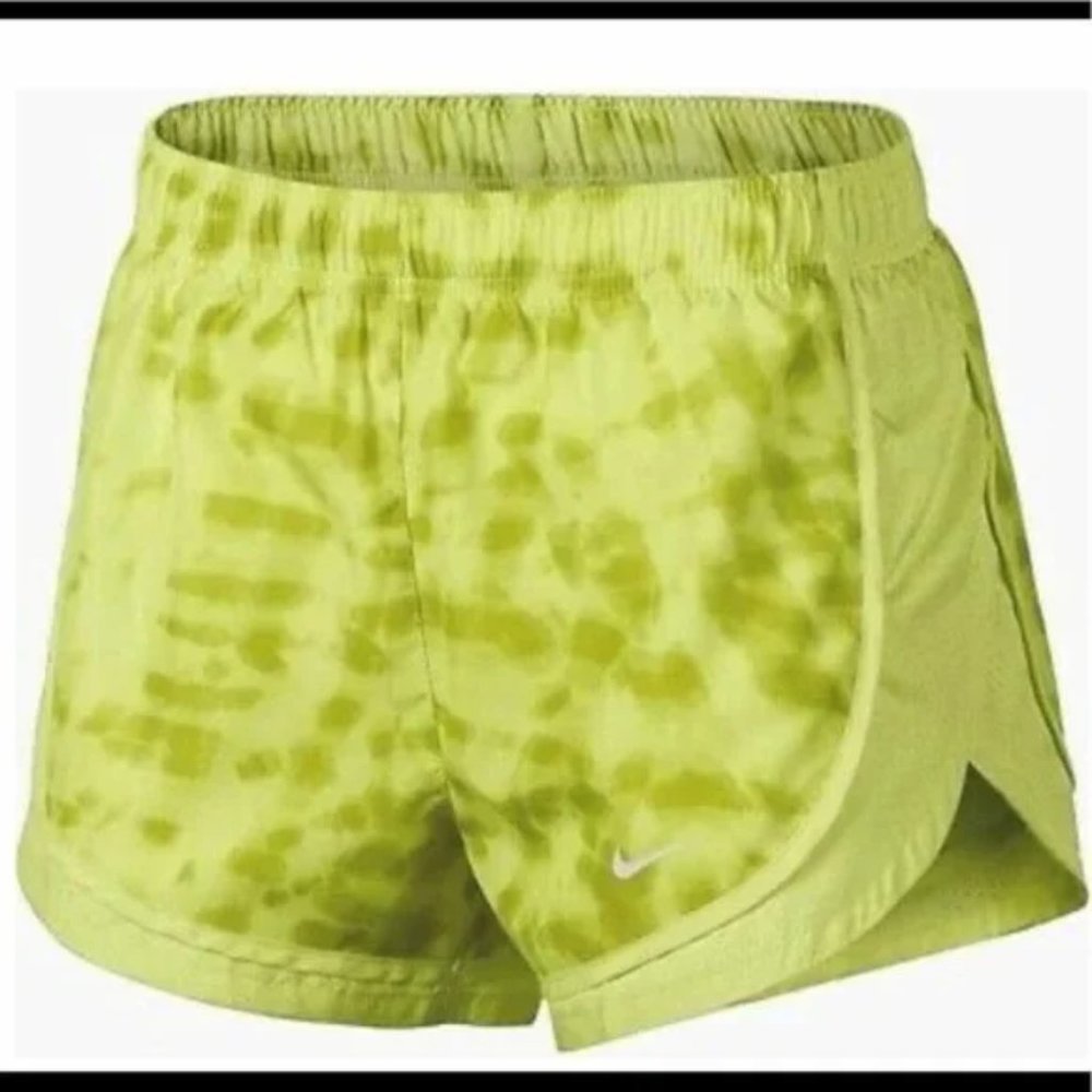 Nike Tempo Women’s Printed running shorts-size L